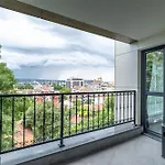 Boutique 1 Bedroom With Private Parking And Port View Apartament