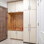 Apartament Boutique 1 Bedroom With Private Parking And Port View Warna