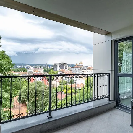 Boutique 1 Bedroom With Private Parking And Port View Daire