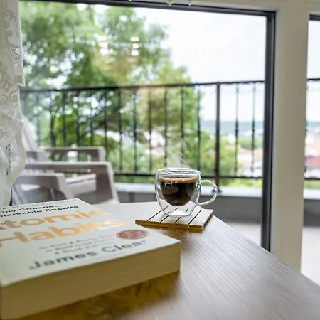 Boutique 1 Bedroom With Private Parking And Port View Apartament